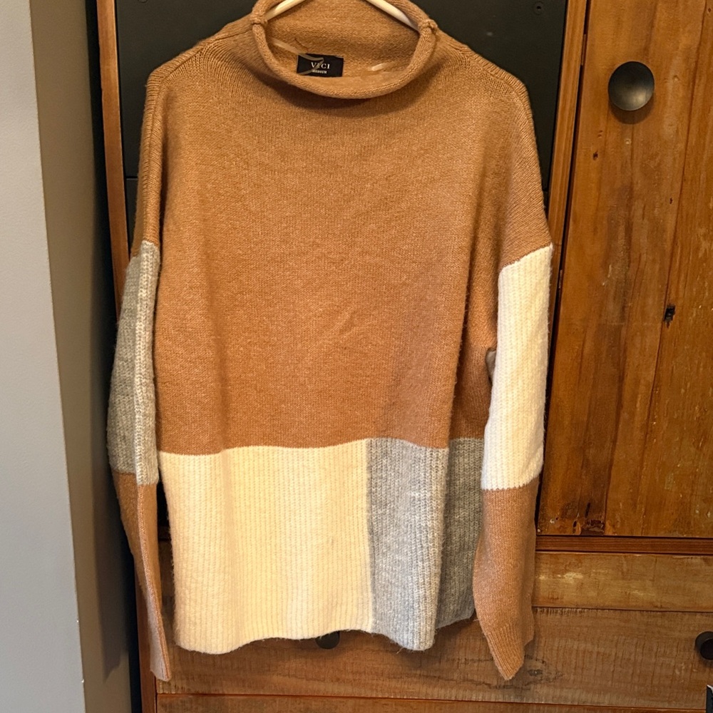 Vici Turtleneck Sweater - Tan, Cream, and Gray